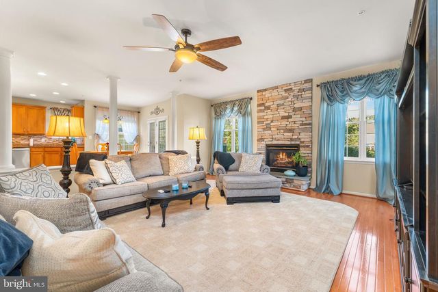 3369 KILBURN CT, White Plains, MD 20695