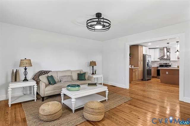 2733 Cedar Lane Rd, Kents Store, VA 23084