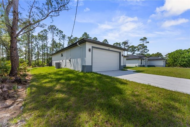 3111 40th ST W, Lehigh Acres, FL 33971