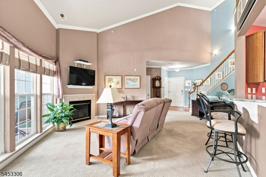 4 Waterman Ln 412, Hillsborough Twp., NJ 08844 — exterior