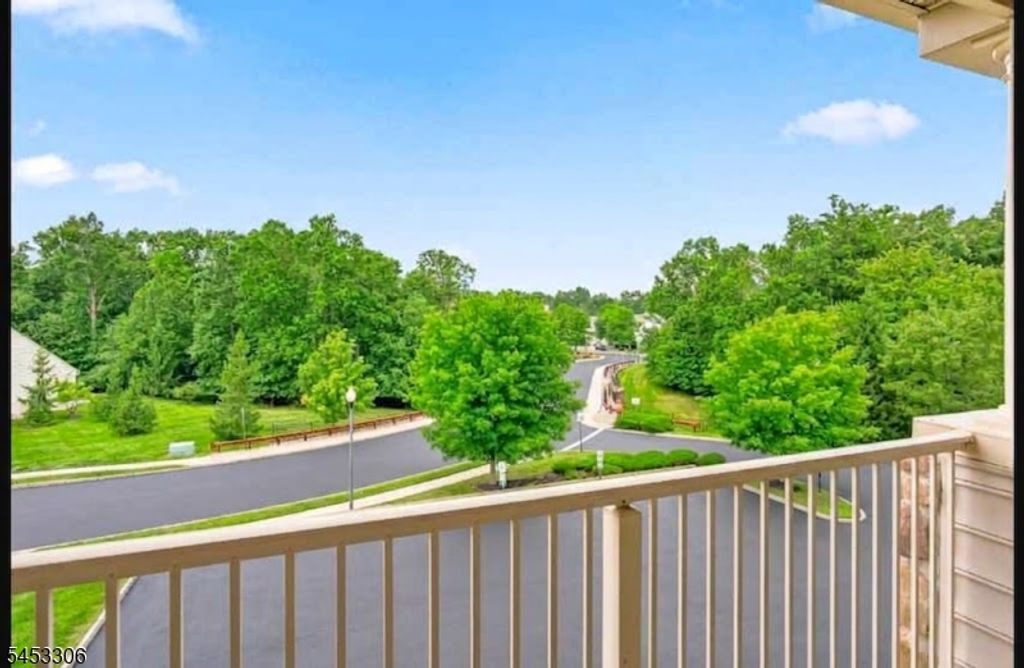 4 Waterman Ln 412, Hillsborough Twp., NJ 08844 — photo 2