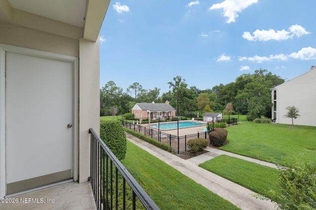 4306 PLAZA GATE Lane S 201, Jacksonville, FL 32217