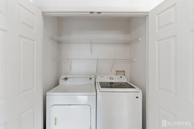 11 Fiddlers Elbow Court, Howell, NJ 07731