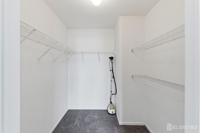 11 Fiddlers Elbow Court, Howell, NJ 07731