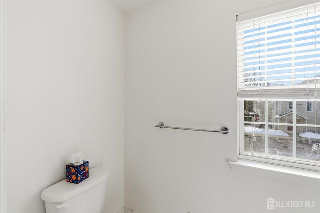 11 Fiddlers Elbow Court, Howell, NJ 07731