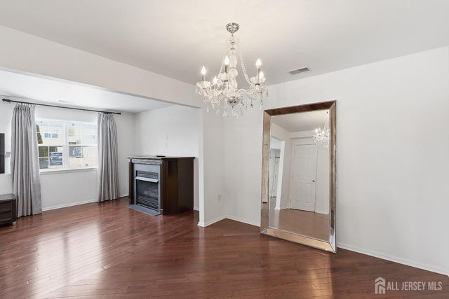 11 Fiddlers Elbow Court, Howell, NJ 07731