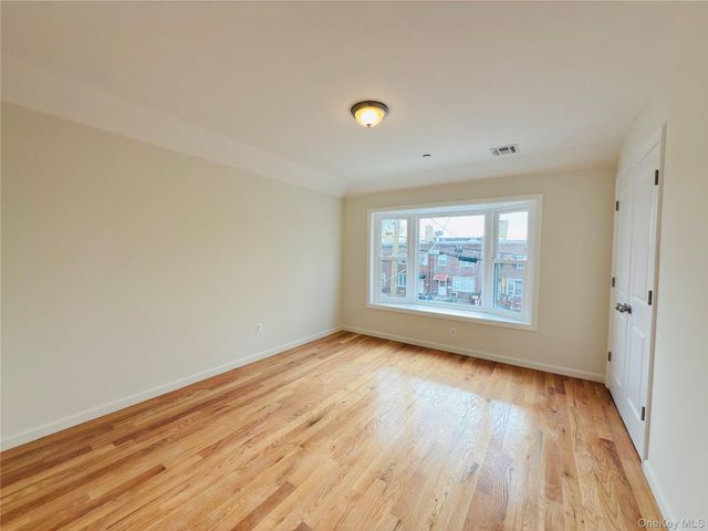 3167 Ampere Avenue A, Bronx, NY 10465