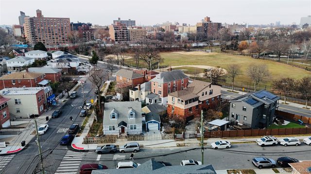 3167 Ampere Avenue A, Bronx, NY 10465