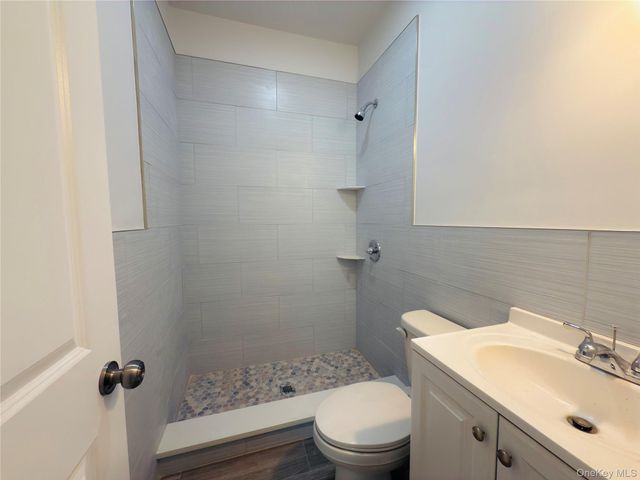 3167 Ampere Avenue A, Bronx, NY 10465
