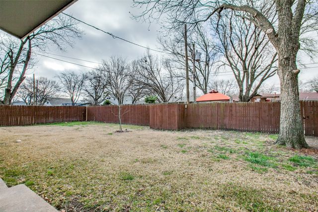 811 Brentwood Lane, Richardson, TX 75080