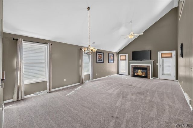 14 Allie Lane, Hamburg, NY 14075