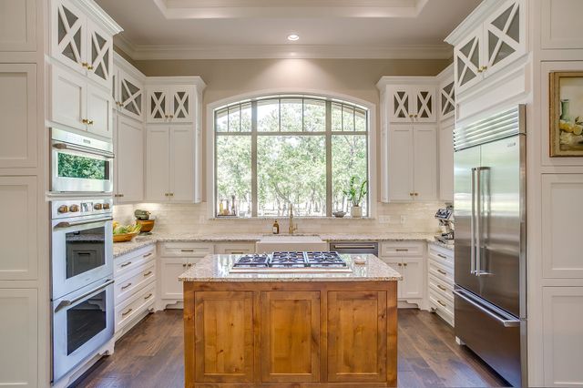 154 Creek Meadow Court, Lipan, TX 76462