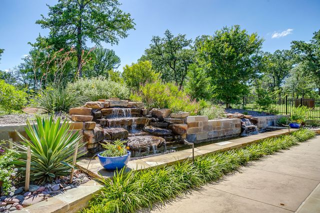 154 Creek Meadow Court, Lipan, TX 76462