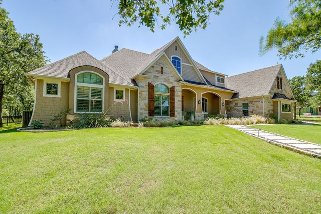154 Creek Meadow Court, Lipan, TX 76462