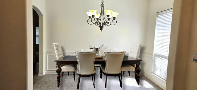 423 E Vista RDG, San Antonio, TX 78260