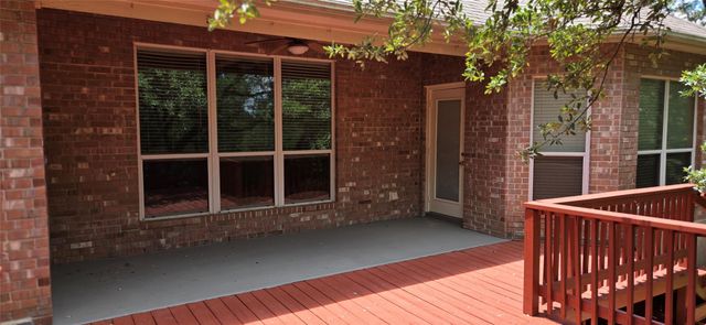 423 E Vista RDG, San Antonio, TX 78260