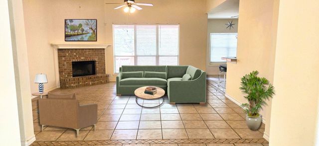 423 E Vista RDG, San Antonio, TX 78260