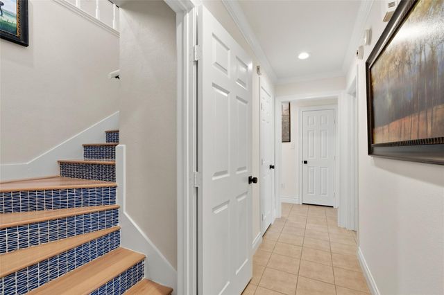 36 S Shore Drive, Galveston, TX 77551