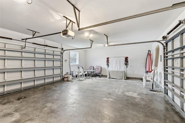 36 S Shore Drive, Galveston, TX 77551