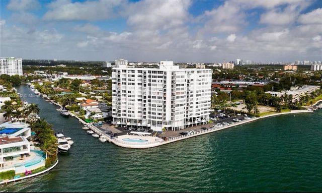 11930 N Bayshore Drive 302, North Miami, FL 33181