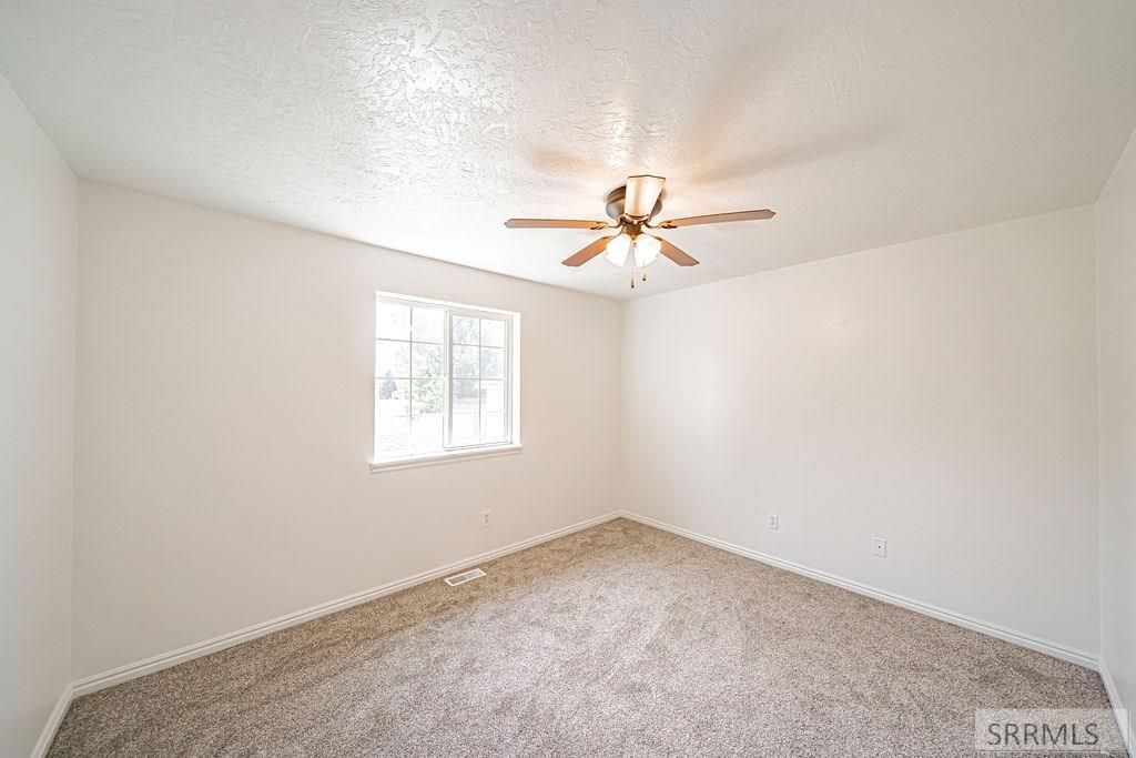 Image 16 of property listing at 730 Clarence Drive, Idaho Falls, ID 83402
