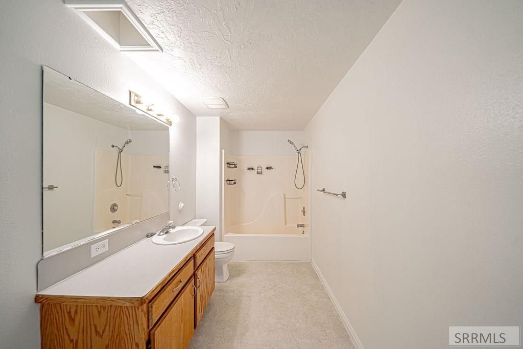 Image 23 of property listing at 730 Clarence Drive, Idaho Falls, ID 83402