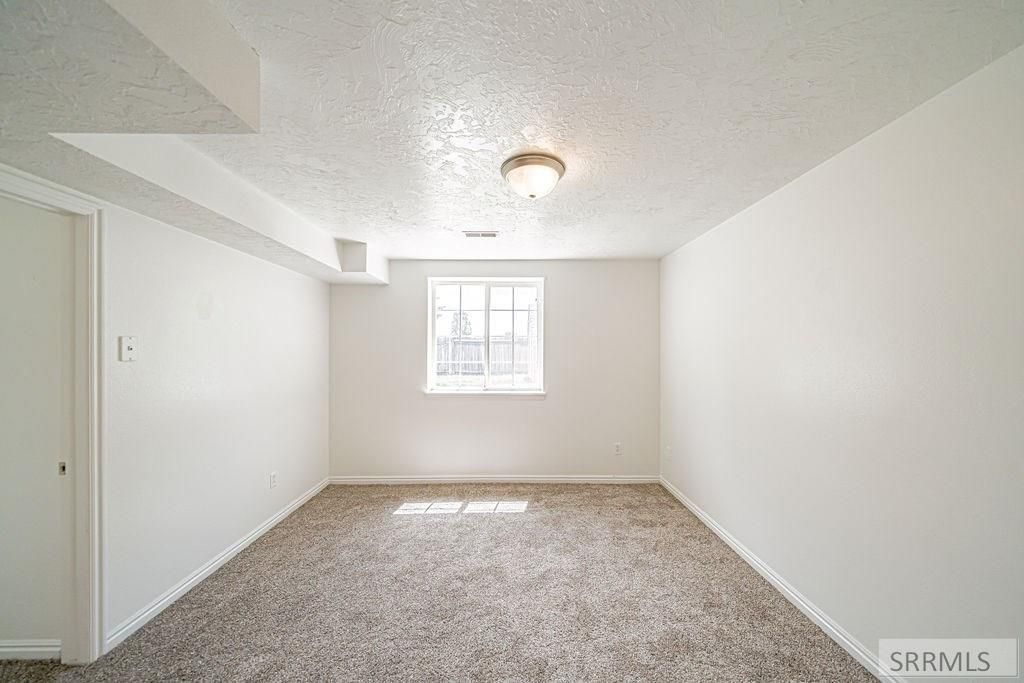 Image 26 of property listing at 730 Clarence Drive, Idaho Falls, ID 83402