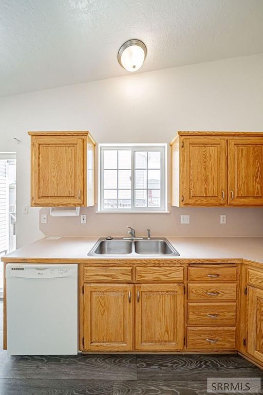Image 8 of property listing at 730 Clarence Drive, Idaho Falls, ID 83402