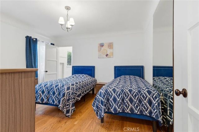 1102 Olmsted Drive, Glendale, CA 91202