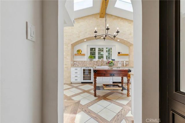 1102 Olmsted Drive, Glendale, CA 91202