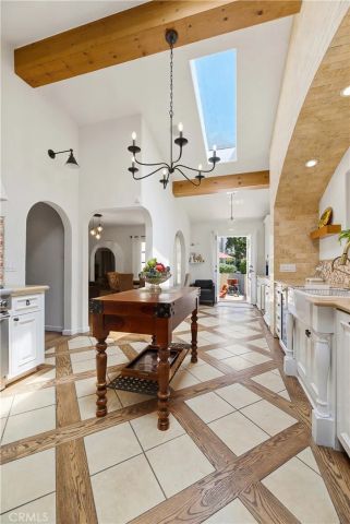 1102 Olmsted Drive, Glendale, CA 91202