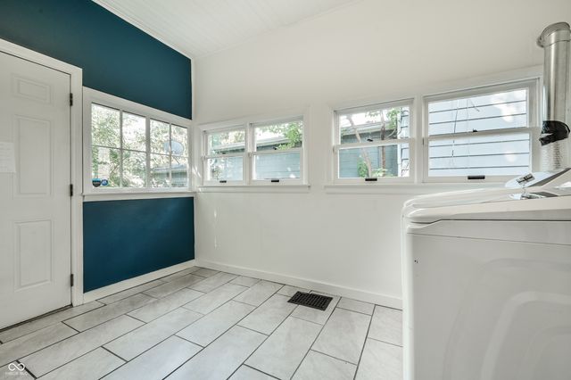 1705 Woodlawn Avenue, Indianapolis, IN 46203