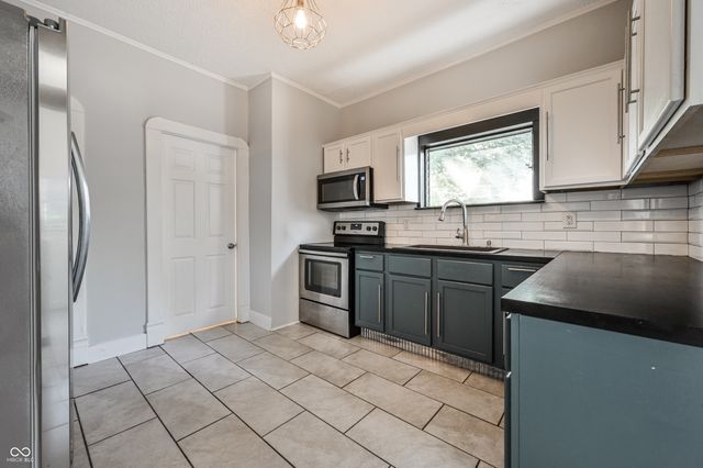 1705 Woodlawn Avenue, Indianapolis, IN 46203