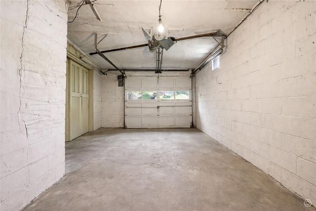 2406 Pioneer Avenue, Brookline, PA 15226