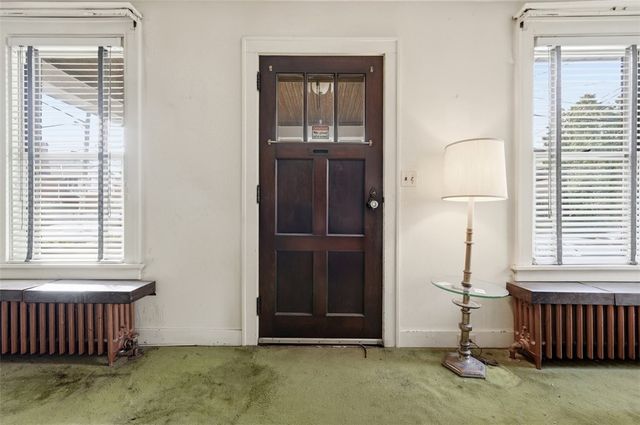 2406 Pioneer Avenue, Brookline, PA 15226