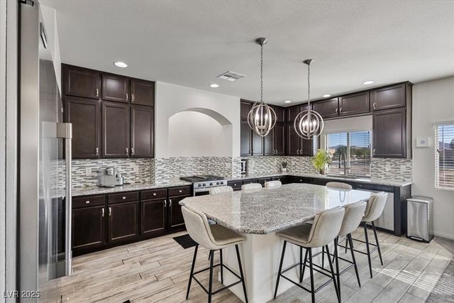 5255 Kennedy Hill Avenue, Las Vegas, NV 89139