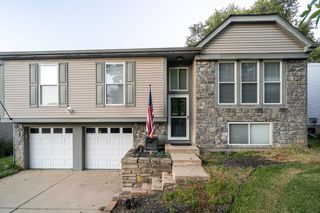 1764 Promontory Drive, Florence, KY 41042