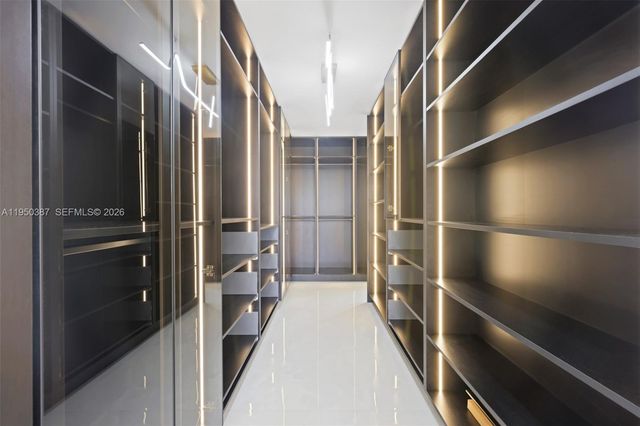 3410 Galt Ocean Dr PH2N, Fort Lauderdale, FL 33308