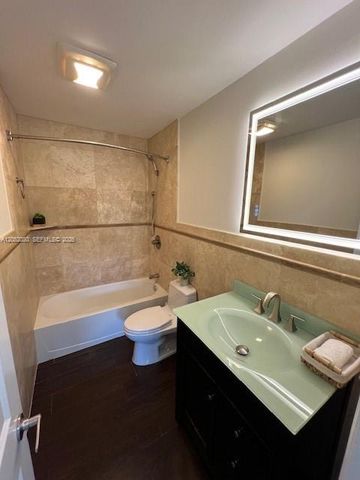 9211 SW 13th Street, Miami, FL 33174