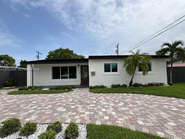 9211 SW 13th Street, Miami, FL 33174