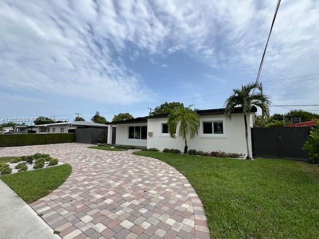 9211 SW 13th Street, Miami, FL 33174