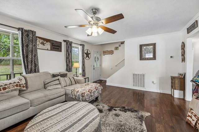 8334 Tatum Rd, Lyles, TN 37098
