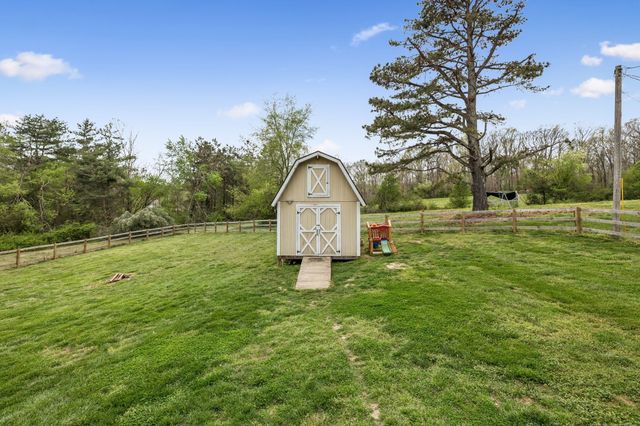 8334 Tatum Rd, Lyles, TN 37098