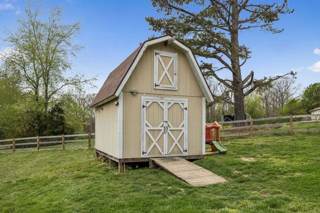 8334 Tatum Rd, Lyles, TN 37098