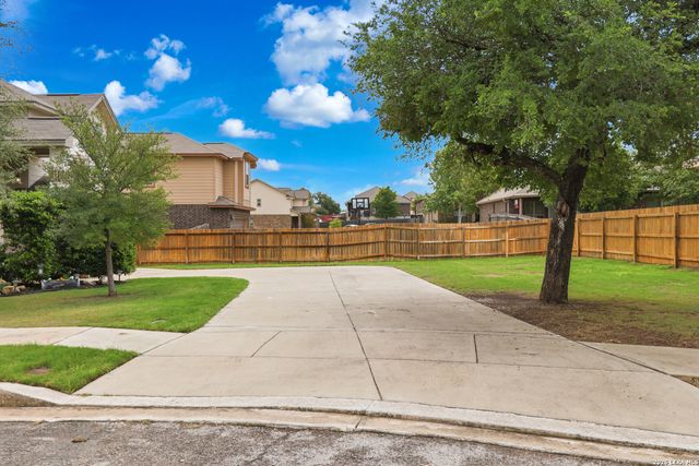 1310 Oriole, San Antonio, TX 78245
