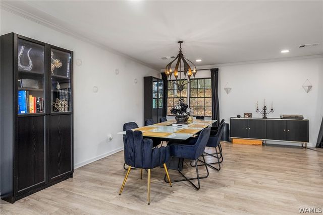 655 Woodridge, Tuscaloosa, AL 35406