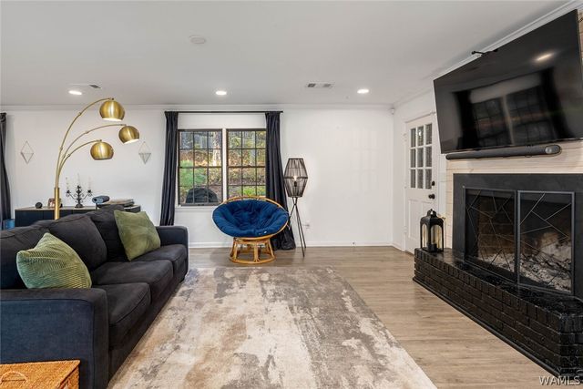 655 Woodridge, Tuscaloosa, AL 35406