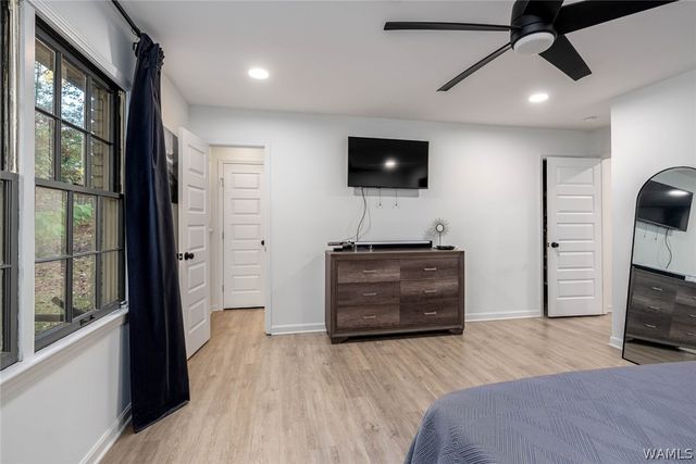 655 Woodridge, Tuscaloosa, AL 35406