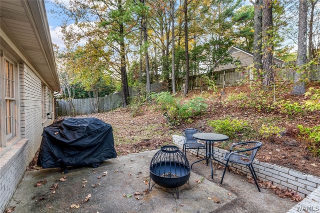 655 Woodridge, Tuscaloosa, AL 35406