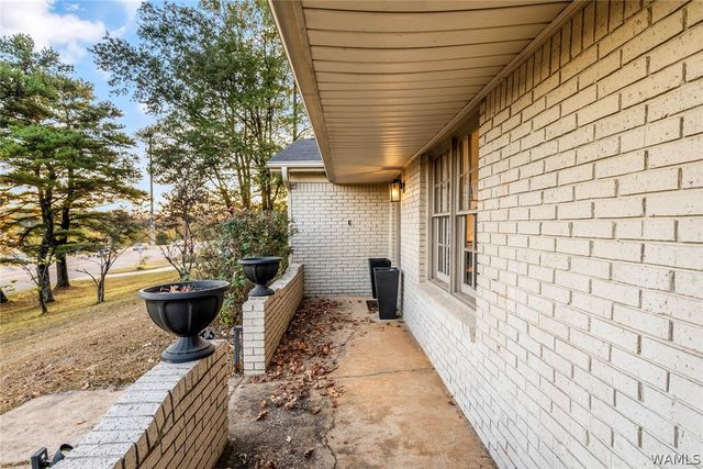 655 Woodridge, Tuscaloosa, AL 35406